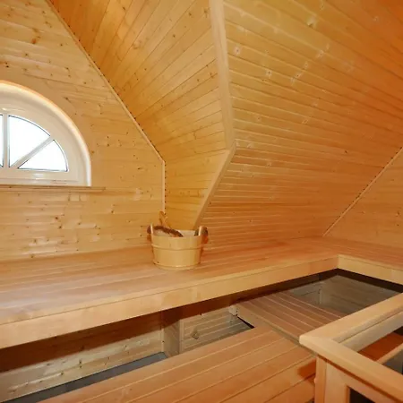 Holiday home Doppelhaushaelfte Huus Heimat *